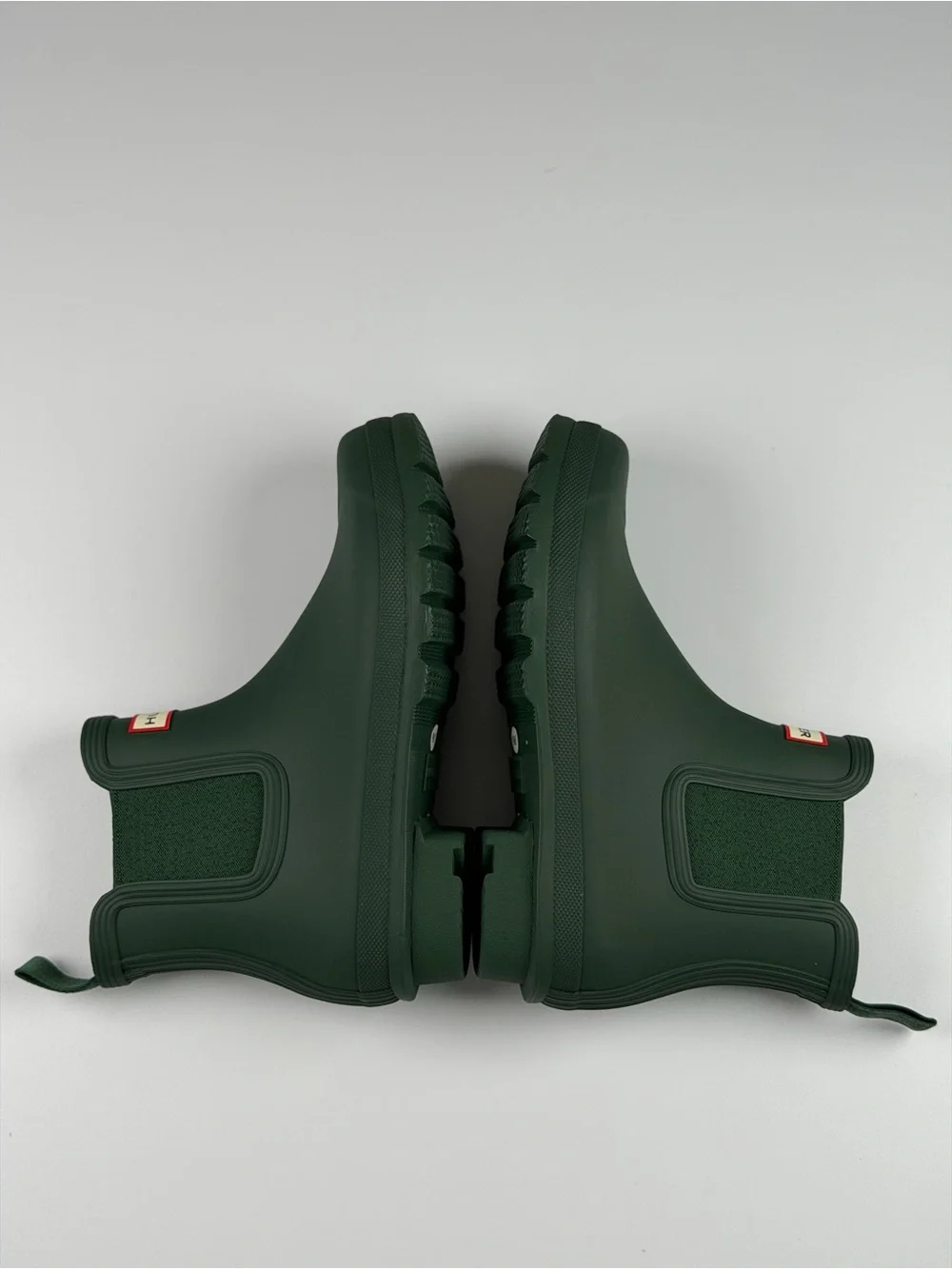 Hunter Women's Original Chelsea Boots in Hunter Green, Size 9